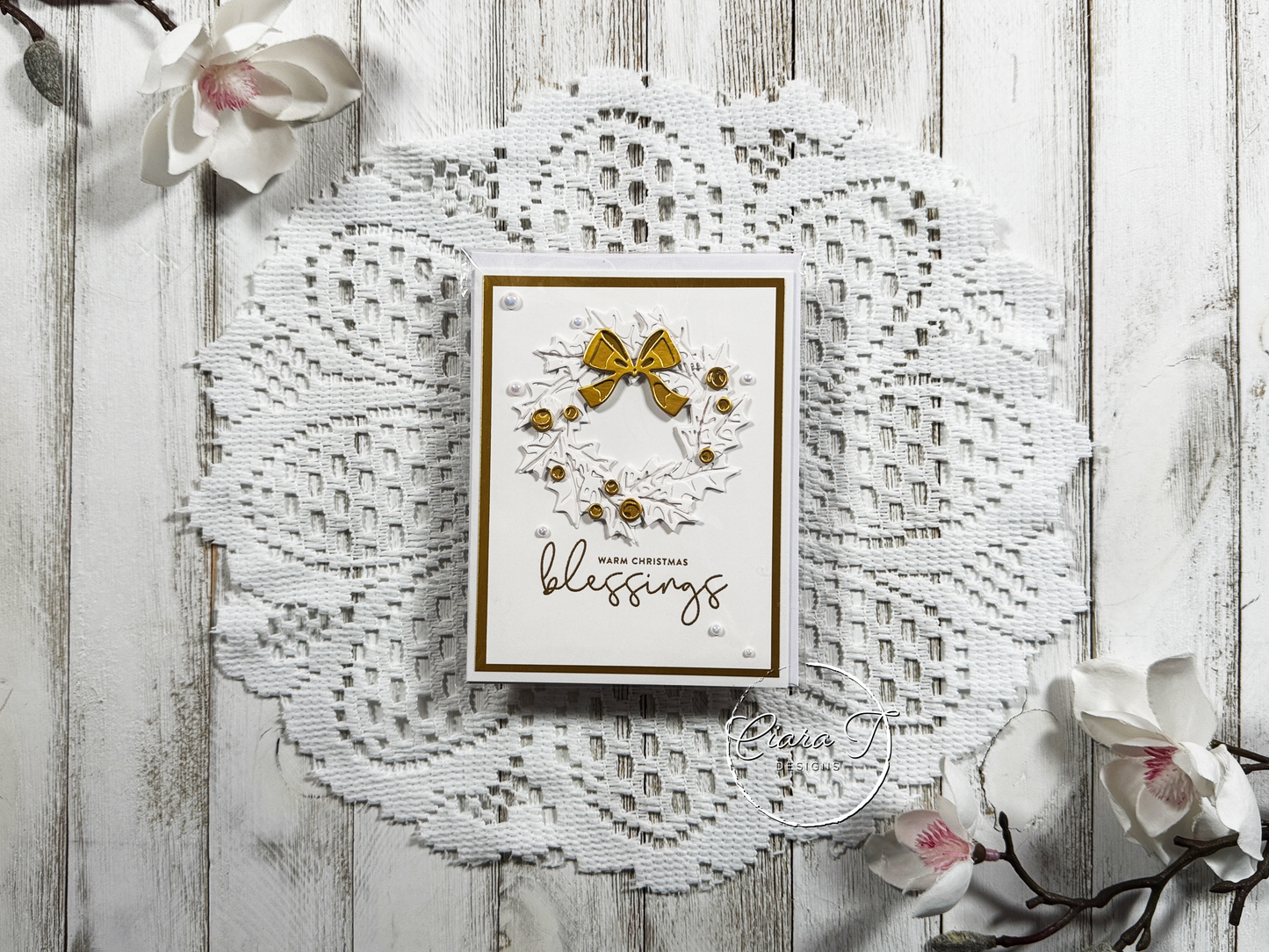 White & Gold Wreath Christmas Card